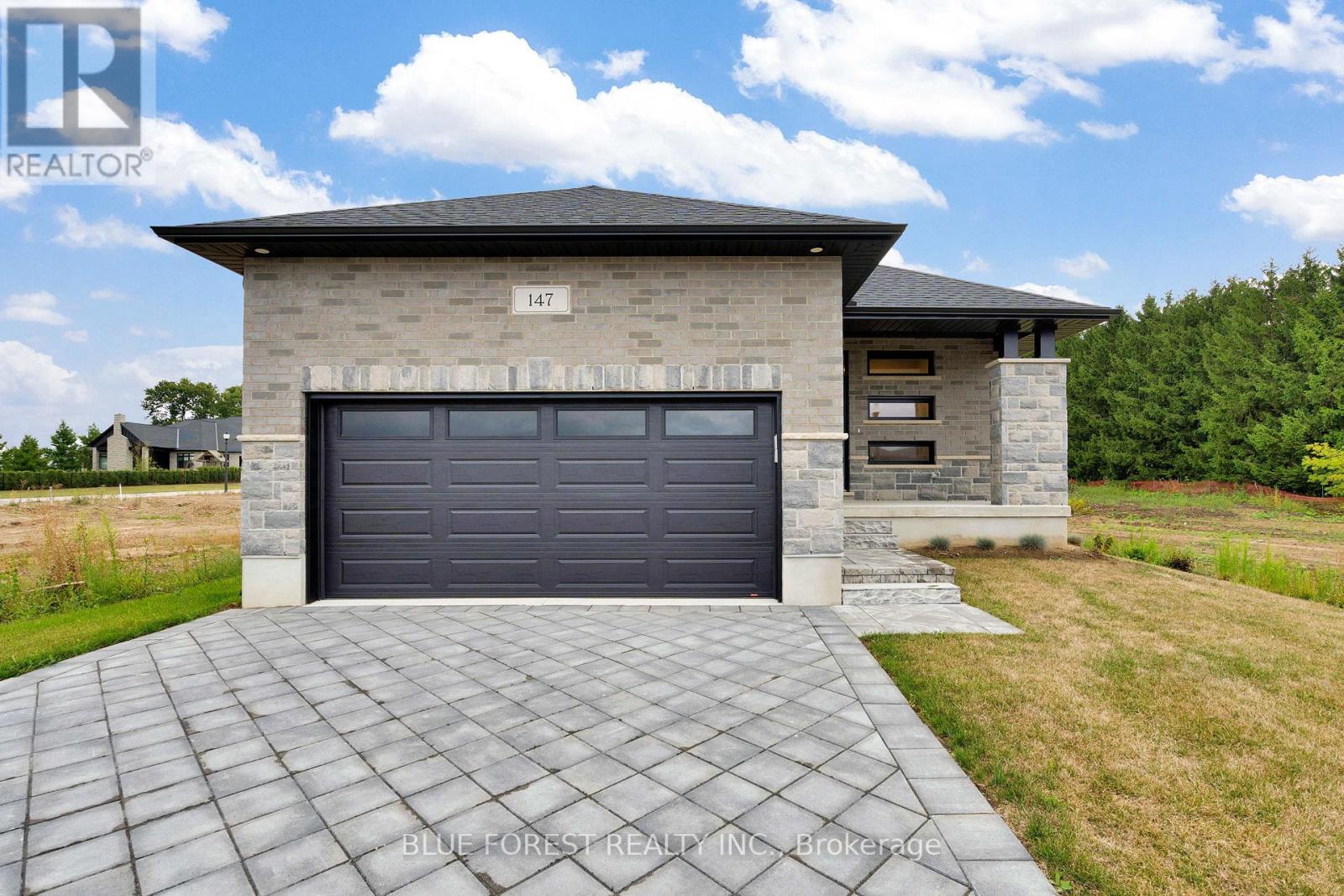 147 SHIRLEY STREET, Thames Centre, Ontario