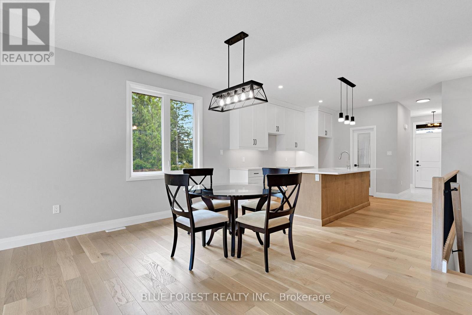 147 Shirley Street, Thames Centre, Ontario  N0M 2P0 - Photo 10 - X12748430