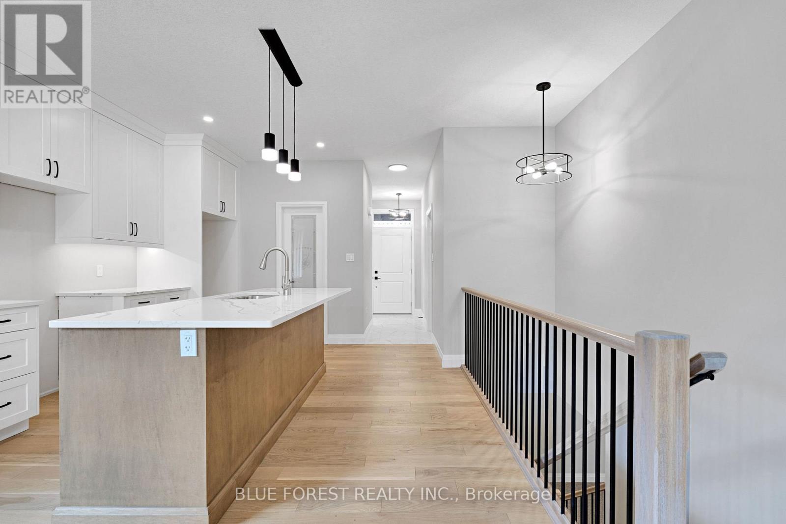 147 Shirley Street, Thames Centre, Ontario  N0M 2P0 - Photo 5 - X12748430