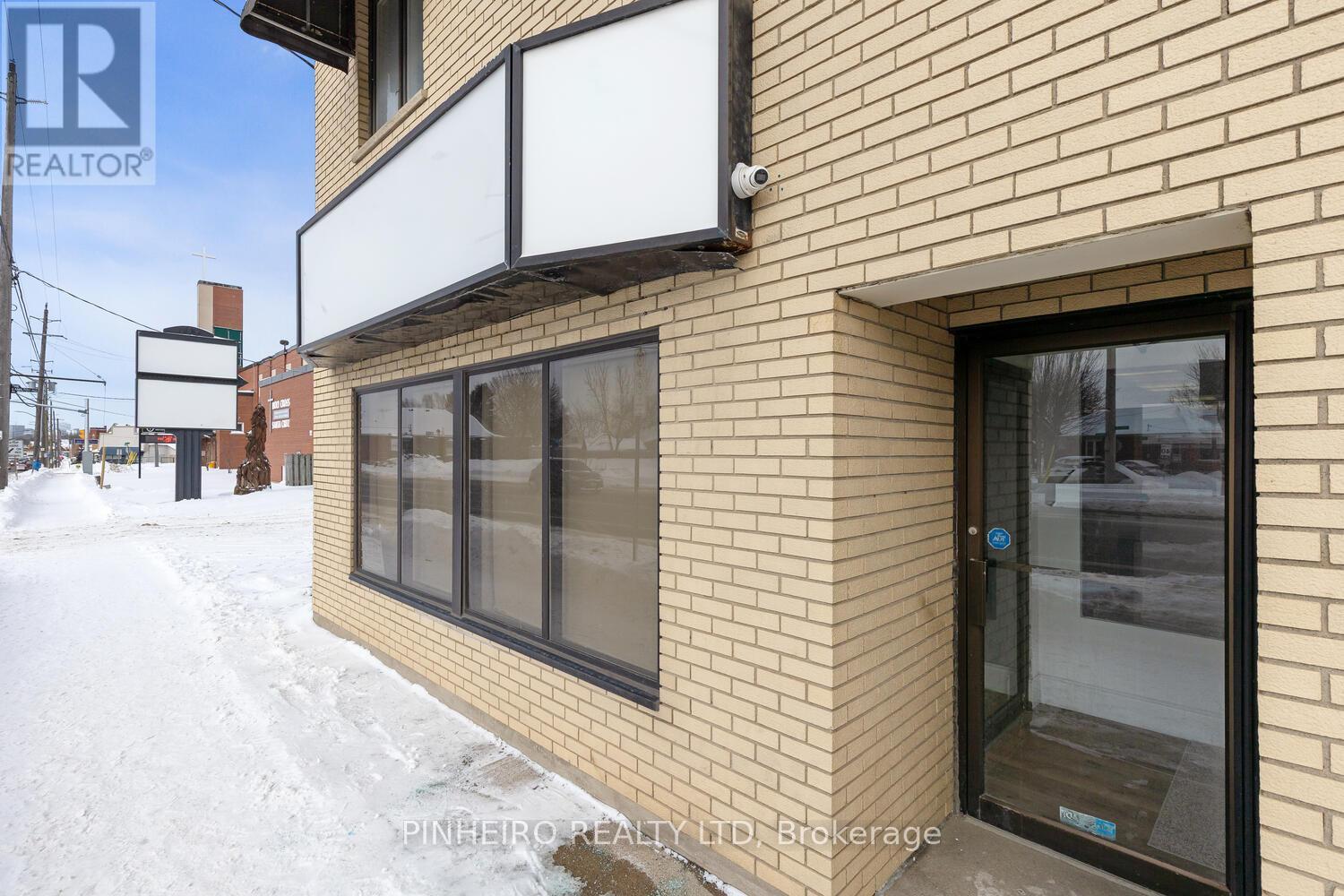 A - 696 Hamilton Street, London East, Ontario  N5Z 1T6 - Photo 21 - X12748516