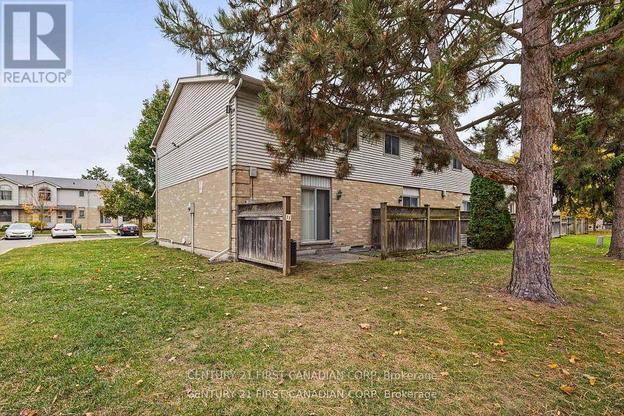 11 - 141 Condor Court, London East, Ontario  N5W 6A1 - Photo 38 - X12748544