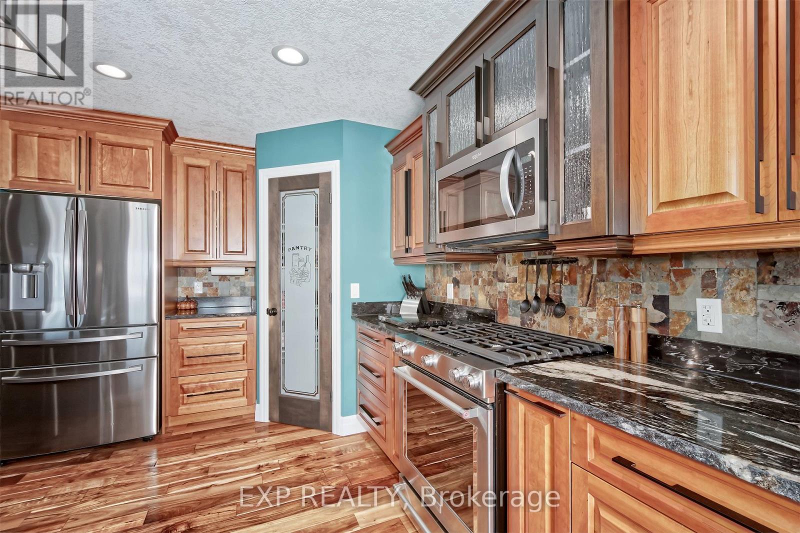 22 Oakmont Street, St. Thomas, Ontario  N5R 0G3 - Photo 24 - X12748572