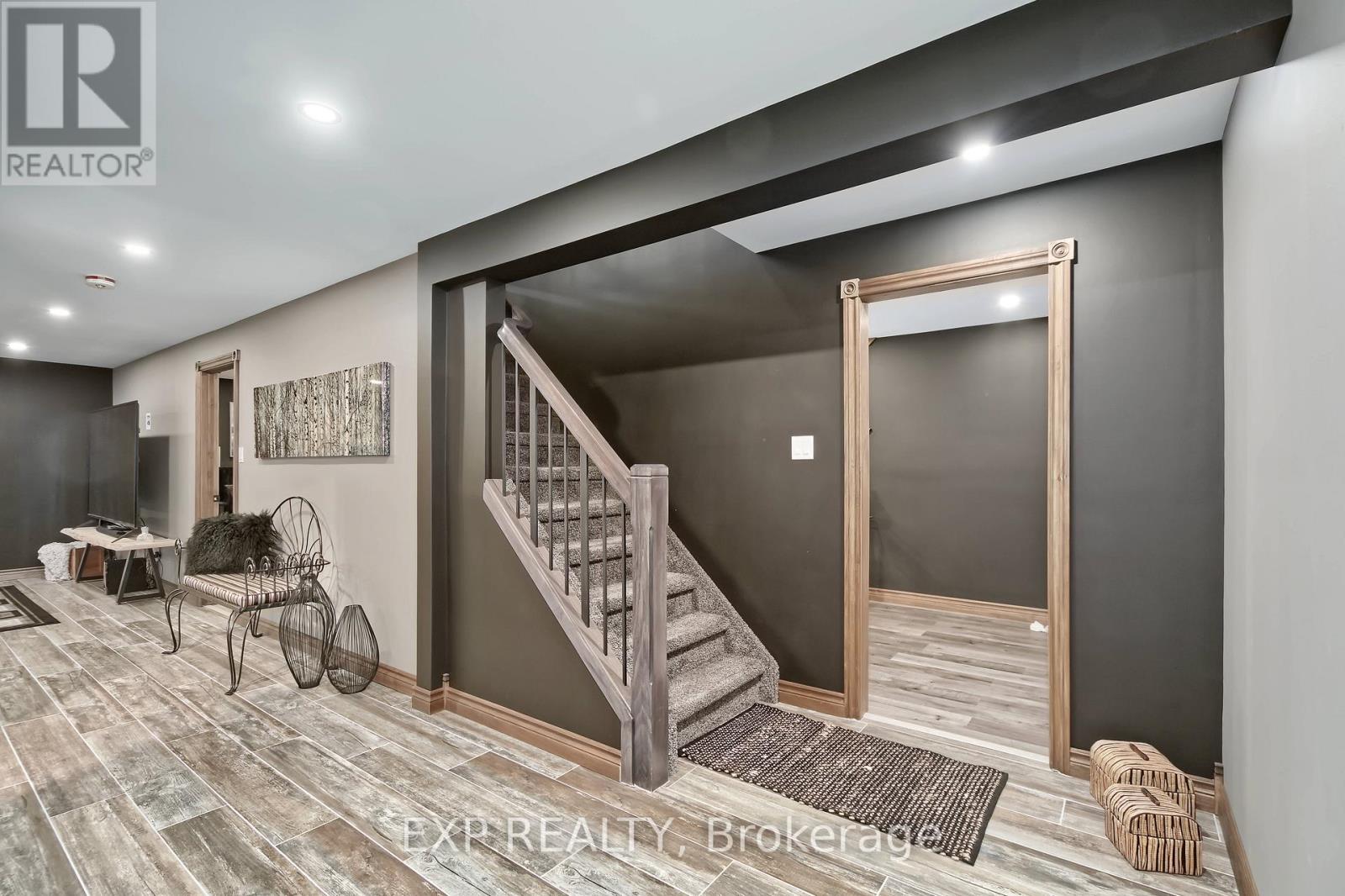 22 Oakmont Street, St. Thomas, Ontario  N5R 0G3 - Photo 37 - X12748572