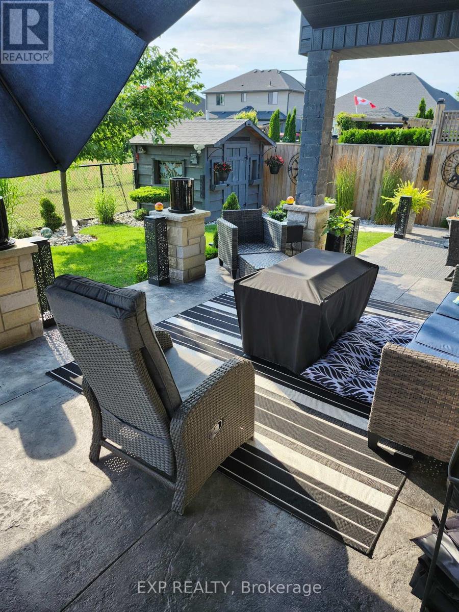 22 Oakmont Street, St. Thomas, Ontario  N5R 0G3 - Photo 7 - X12748572