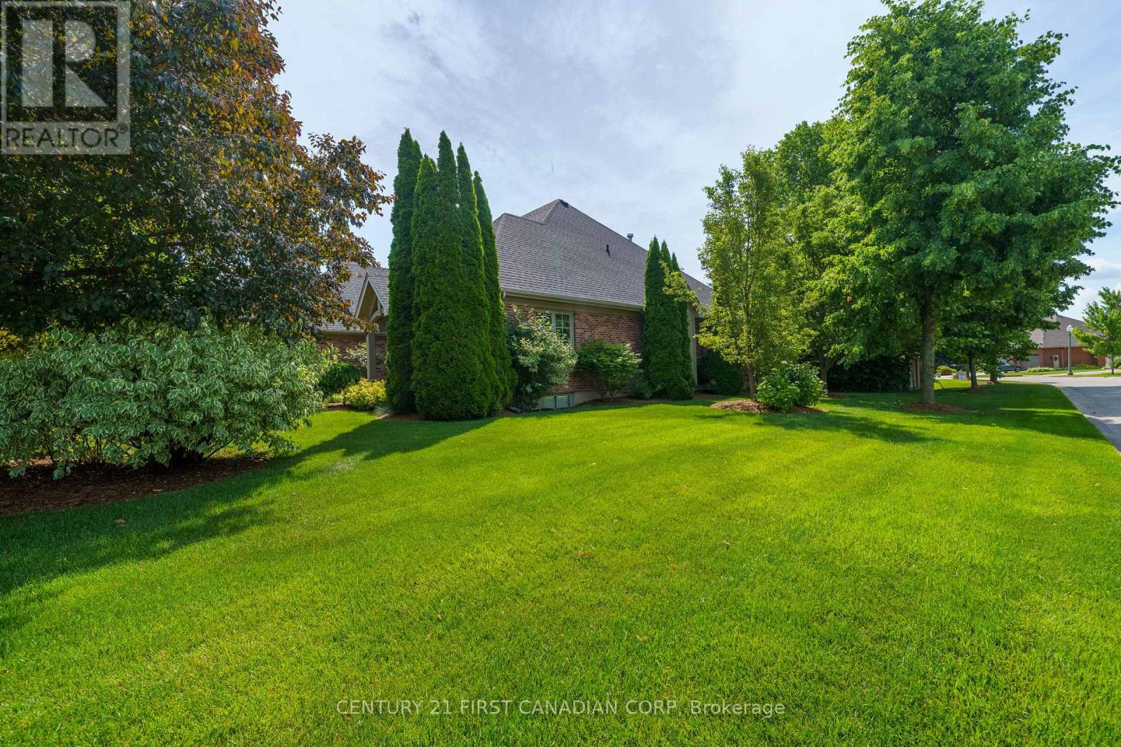 2091 Valleyrun Boulevard, London North, Ontario  N6G 5M7 - Photo 5 - X12748602