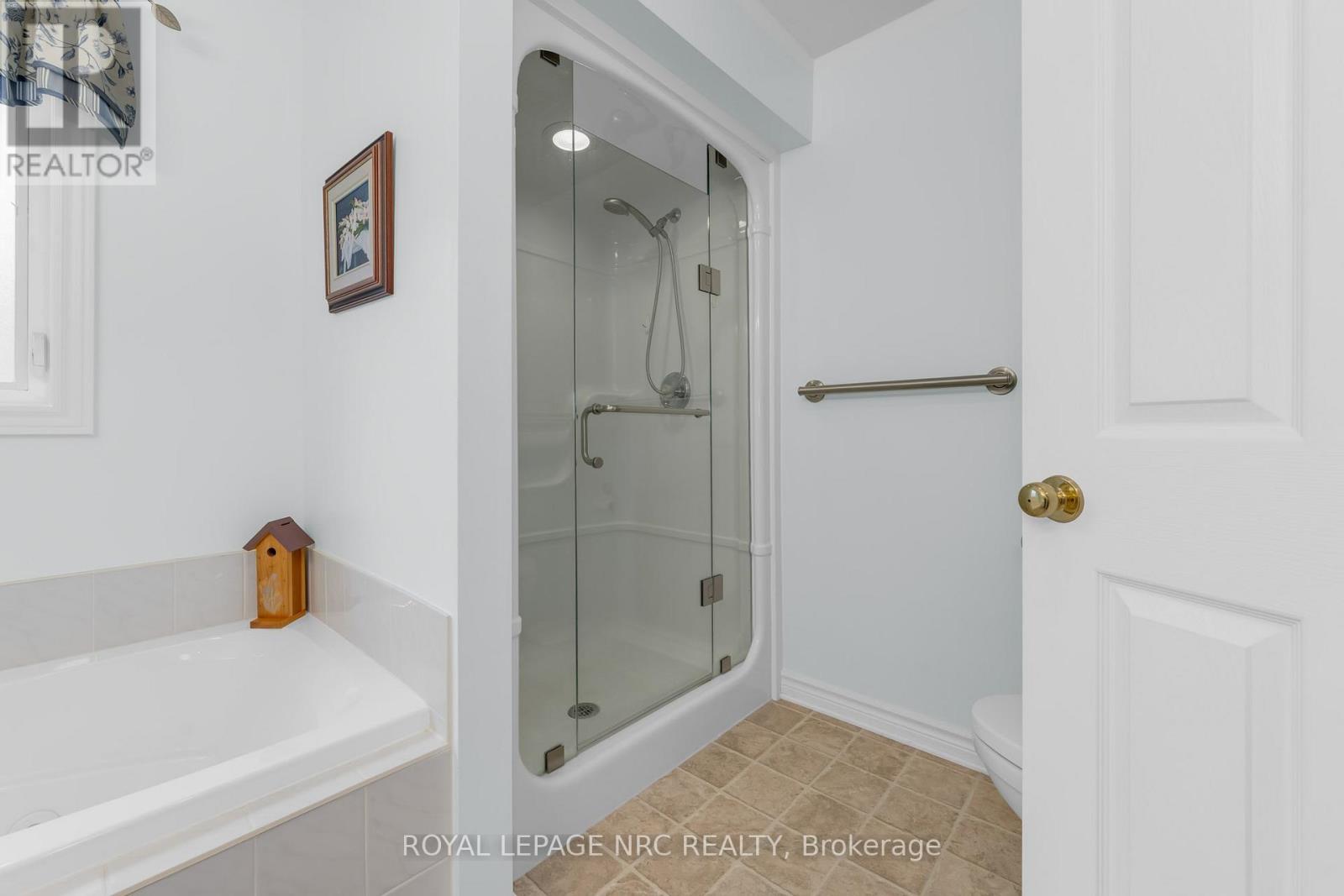 49 Cedar Park Drive, Welland (N. Welland), Ontario  L3C 7C8 - Photo 22 - X12748332