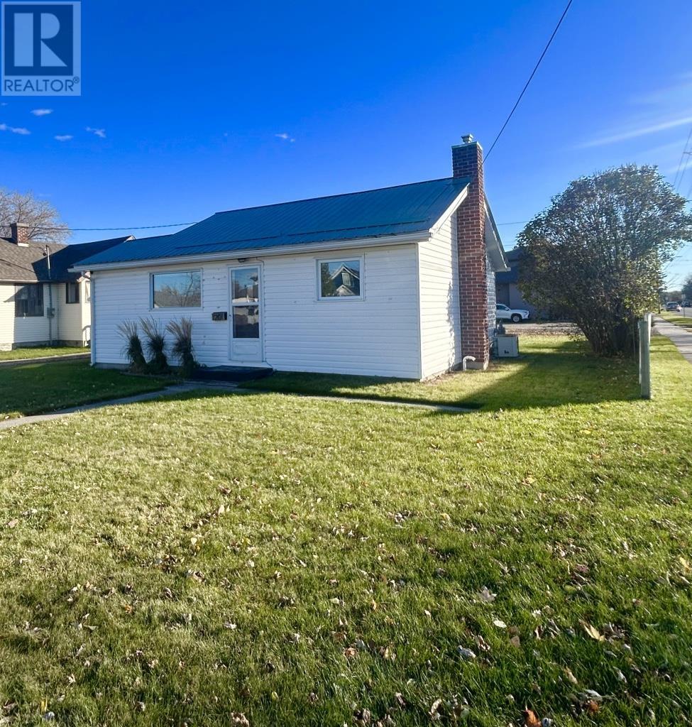 1201 Second St E., Fort Frances, Ontario  P9A 1P5 - Photo 1 - TB2600053