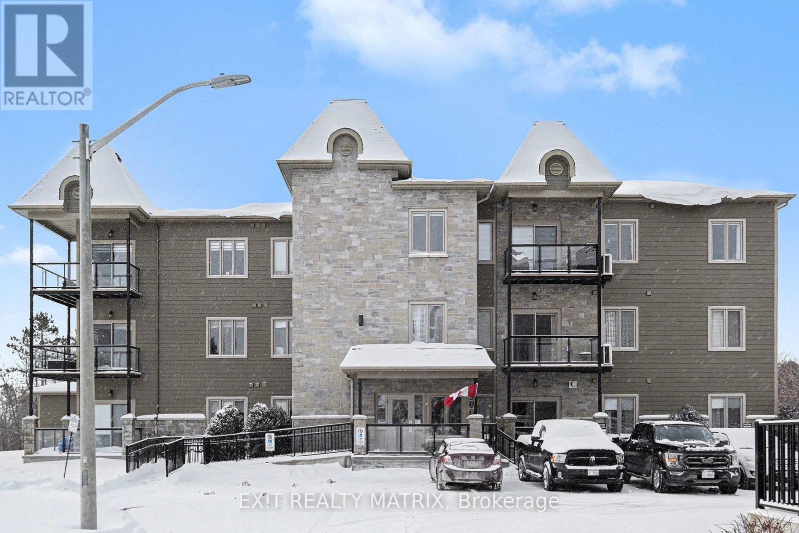 305 - 300 SOLSTICE CRESCENT, russell, Ontario