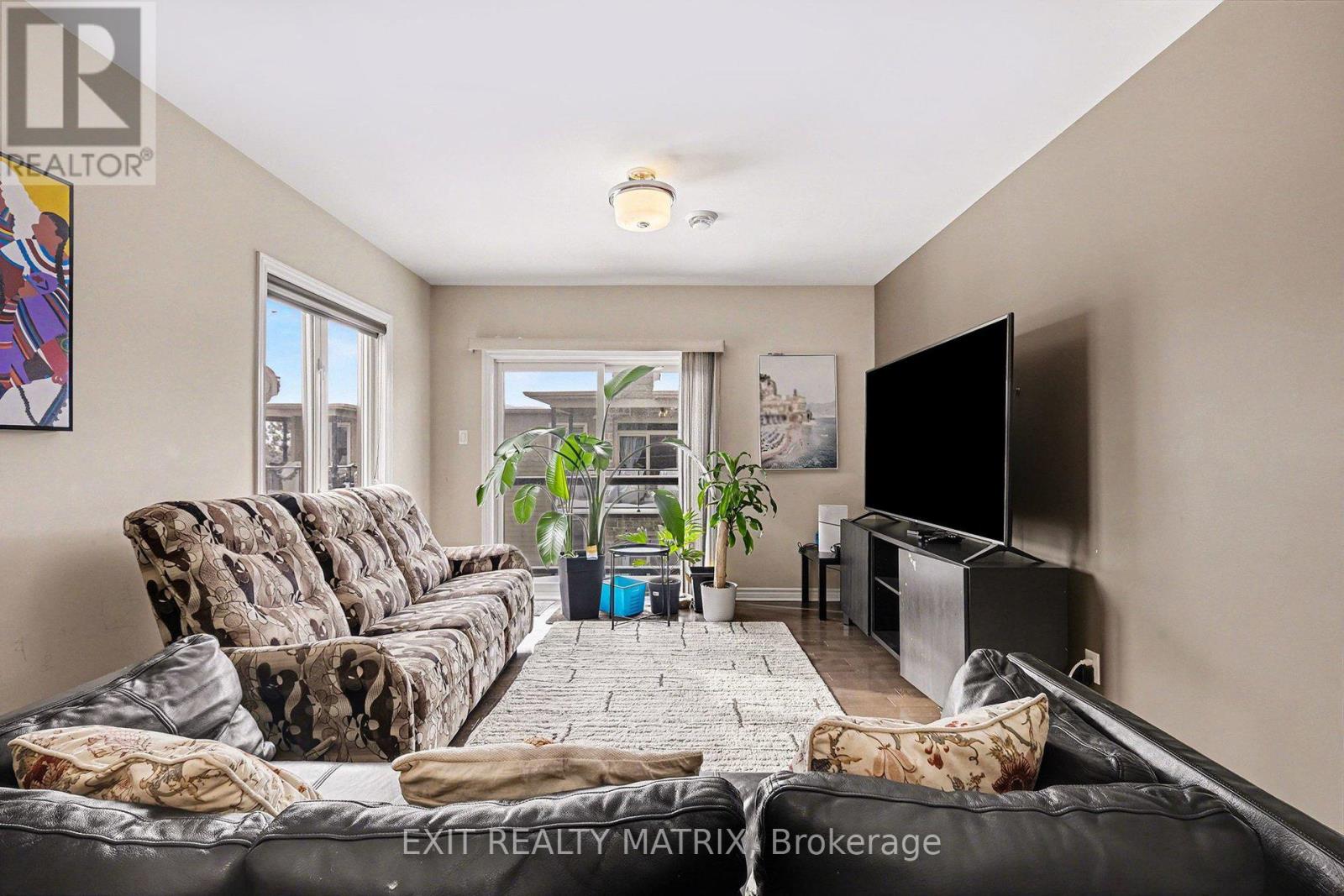 305 - 300 Solstice Crescent, Russell, Ontario  K0A 1W0 - Photo 14 - X12748434