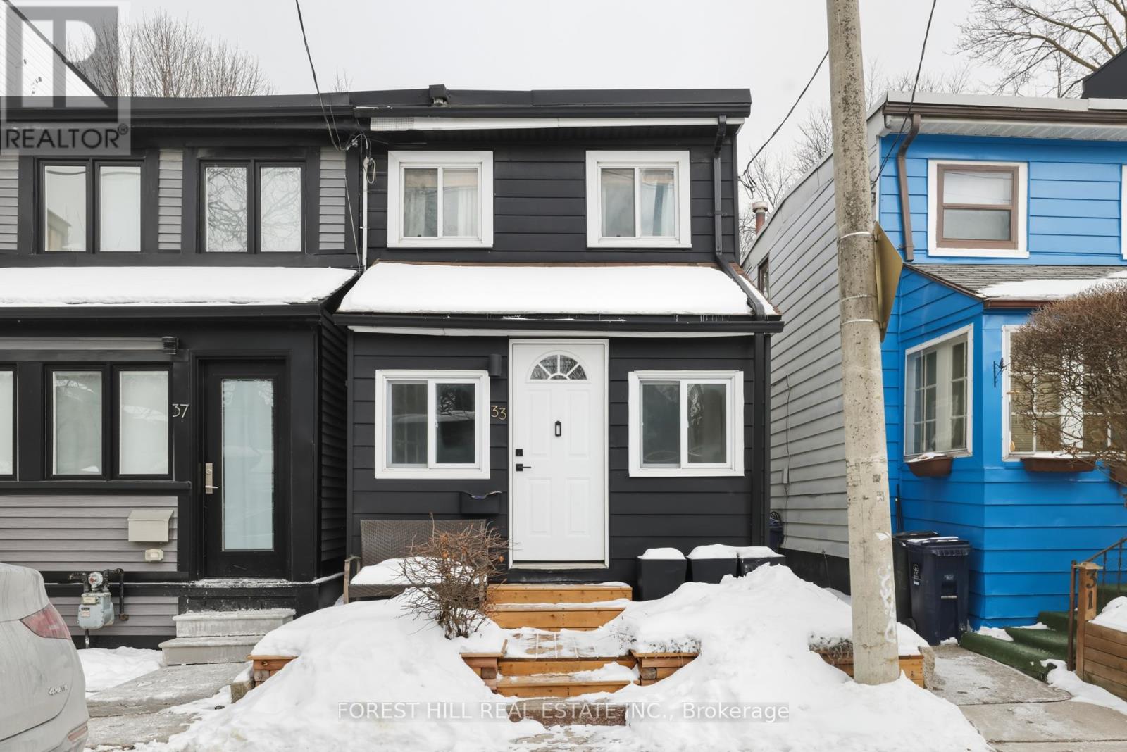 33 Craven Road, Toronto, Ontario  M4L 2Z4 - Photo 2 - E12747338