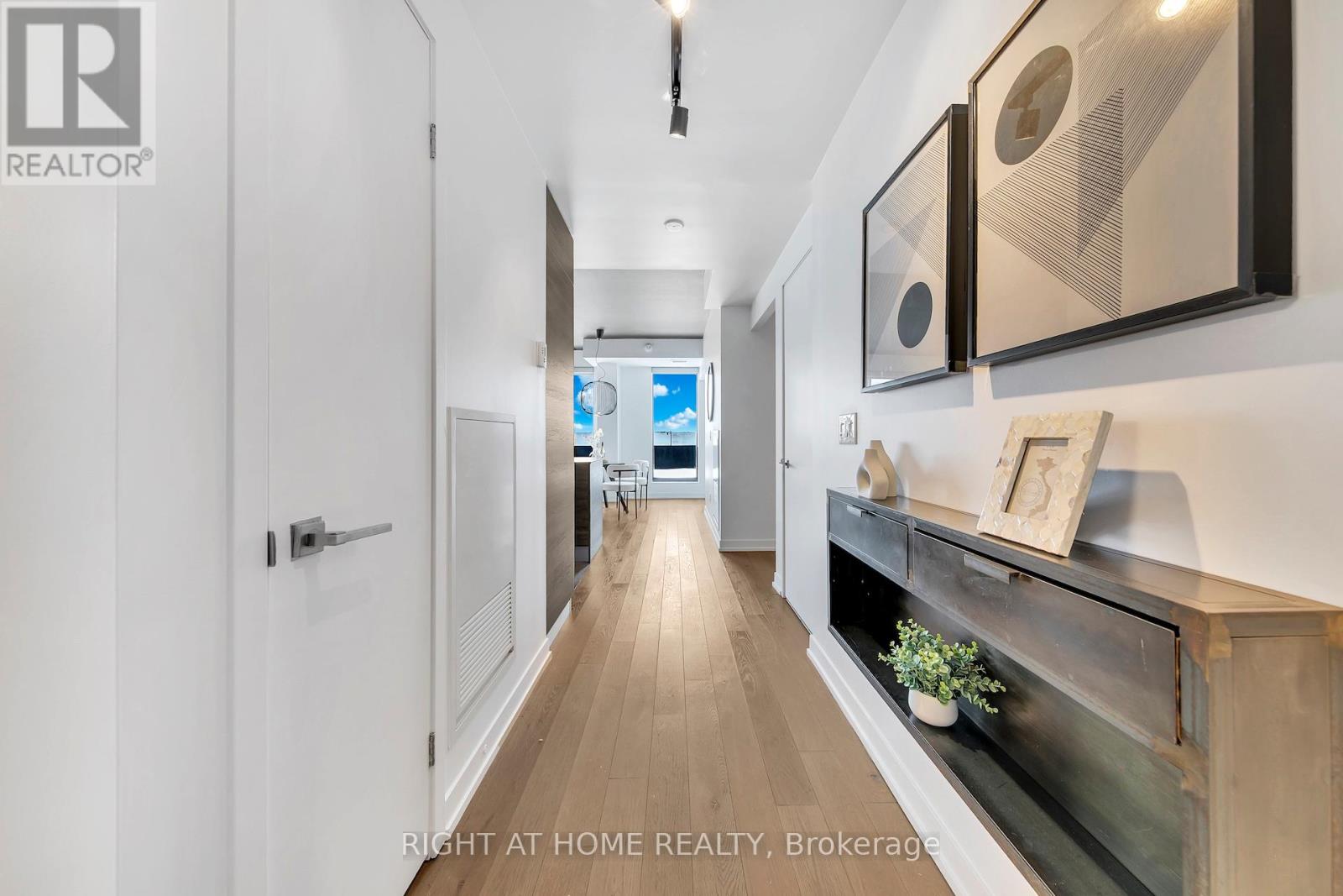 613 - 530 Indian Grove, Toronto, Ontario  M6P 0B3 - Photo 32 - W12734470