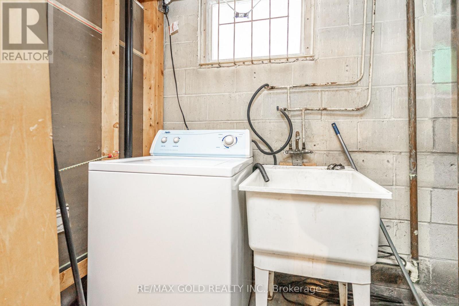 39 Epsom Downs Drive, Brampton (Southgate), Ontario  L6T 1Y8 - Photo 33 - W12747888