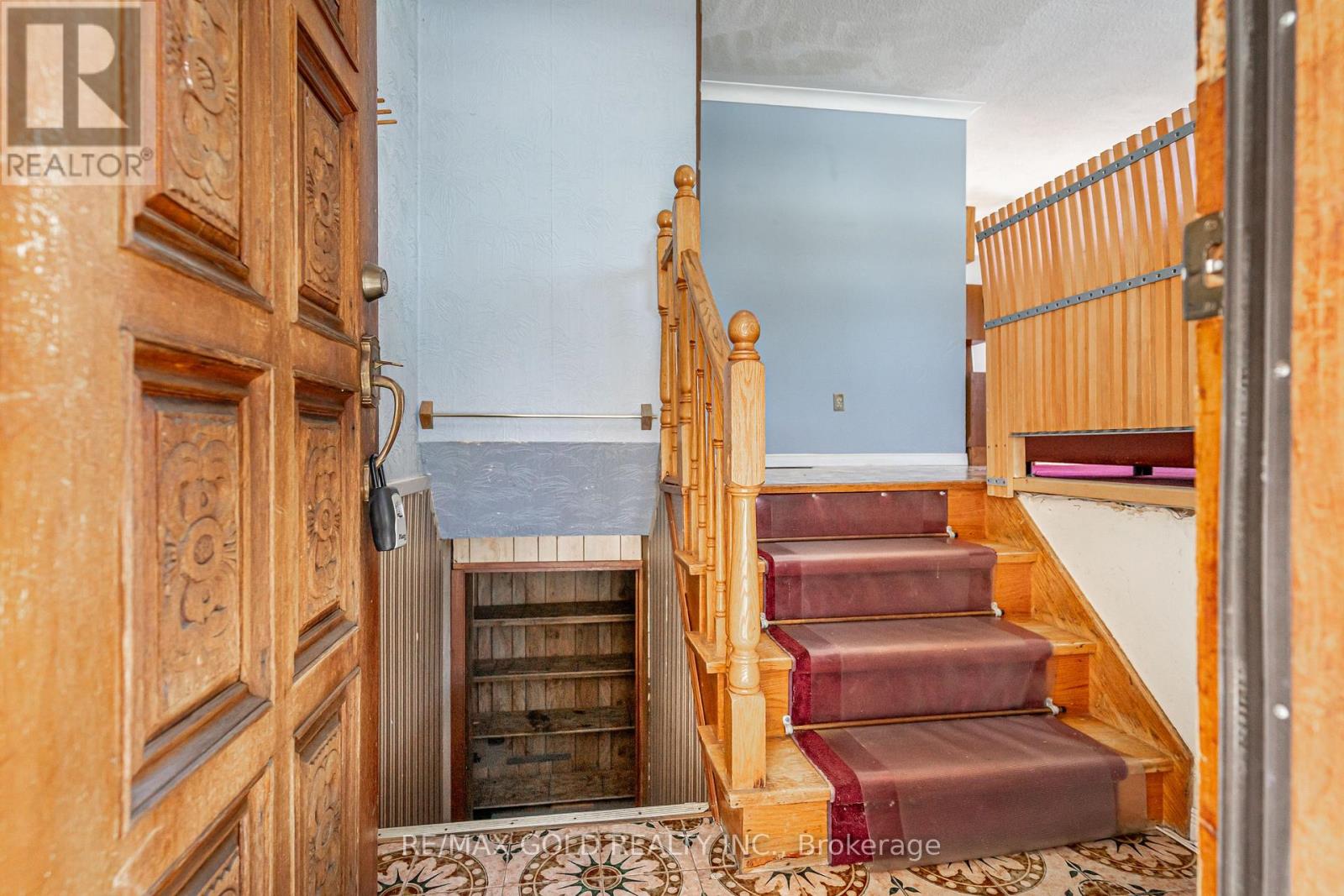 39 Epsom Downs Drive, Brampton (Southgate), Ontario  L6T 1Y8 - Photo 7 - W12747888