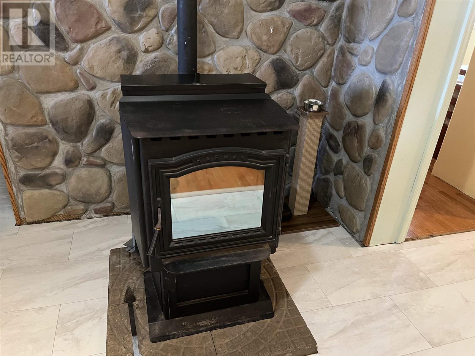 1 King St., Mine Centre, Ontario  P0W 1H0 - Photo 18 - TB252272