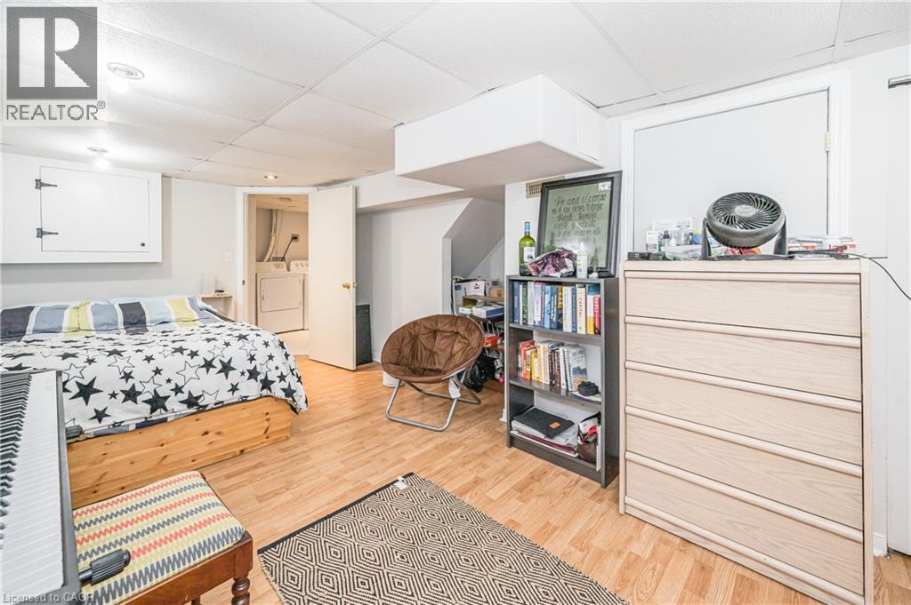 52 Avondale Avenue S, Waterloo, Ontario  N2L 2B8 - Photo 16 - 40801944