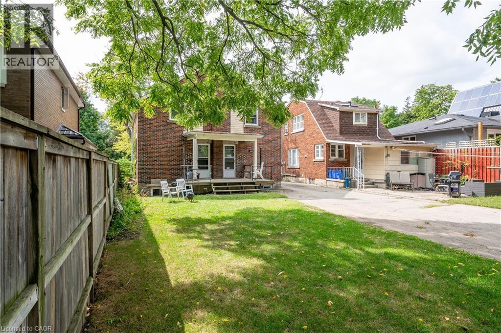 52 Avondale Avenue S, Waterloo, Ontario  N2L 2B8 - Photo 22 - 40801944