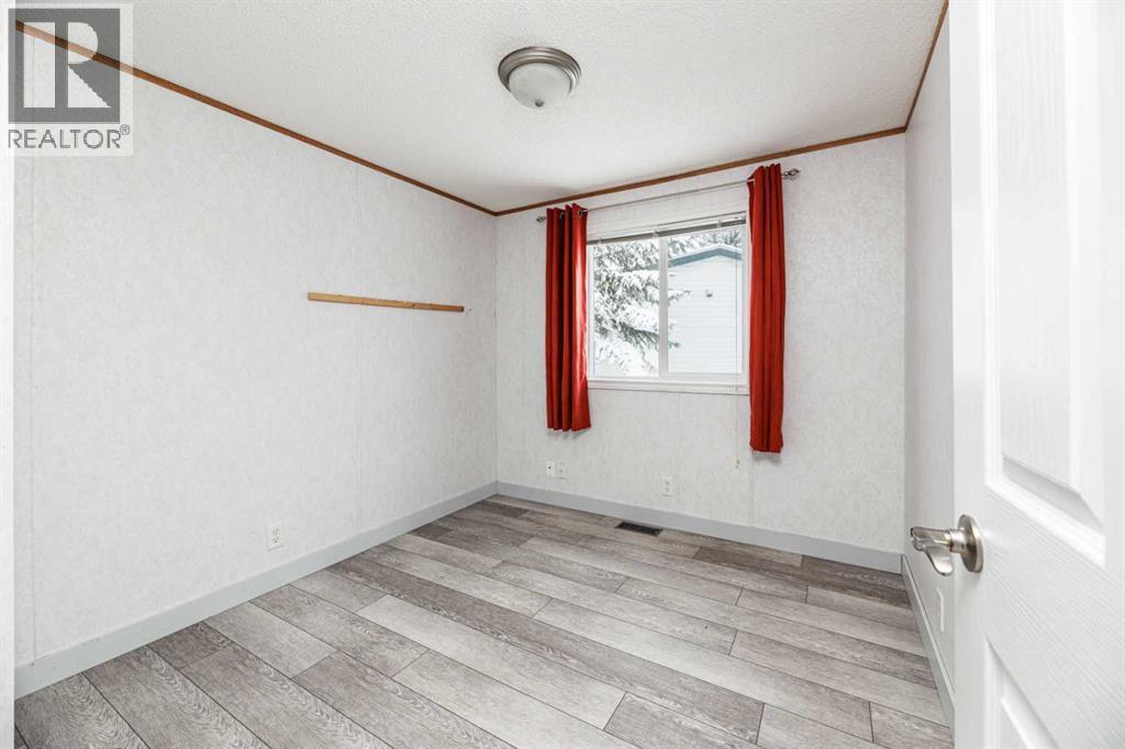 2152 Danielle Drive, Red Deer, Alberta  T4R 2Z8 - Photo 11 - A2269863