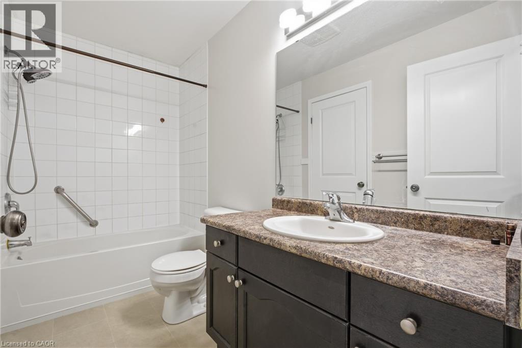 930 Zeller Crescent, Kitchener, Ontario  N2A 0C7 - Photo 27 - 40801369