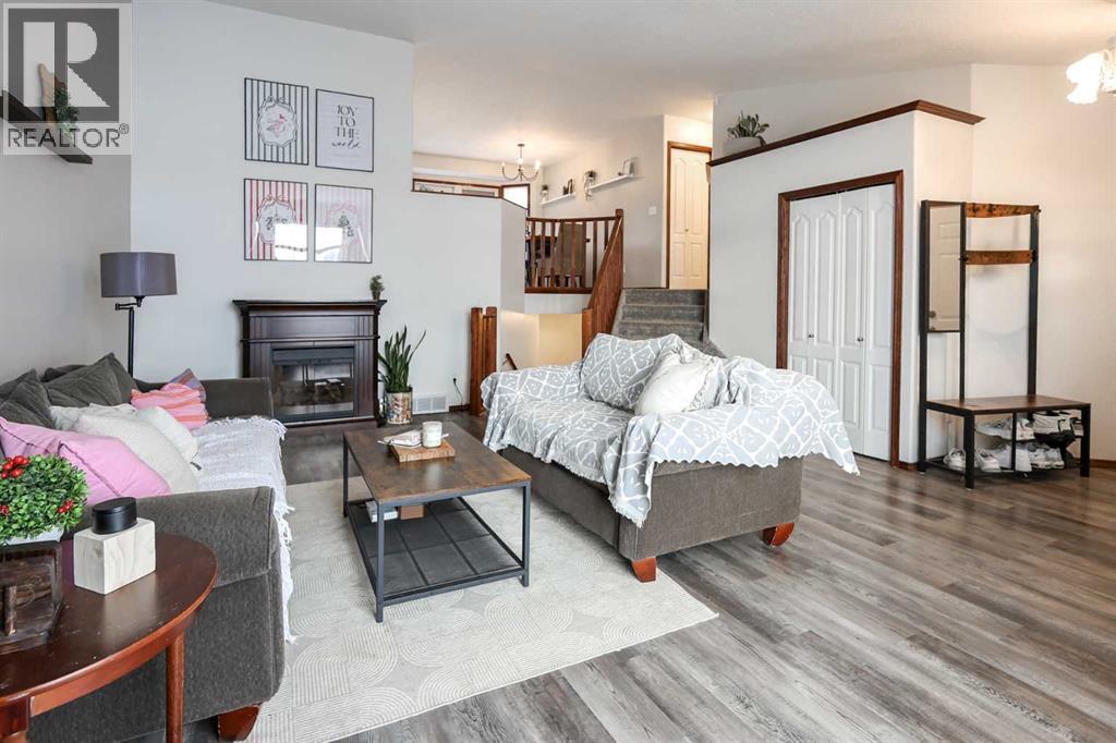 26 Raabis Street, Red Deer, Alberta  T4P 3P1 - Photo 5 - A2277764