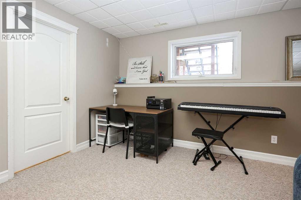 26 Raabis Street, Red Deer, Alberta  T4P 3P1 - Photo 34 - A2277764