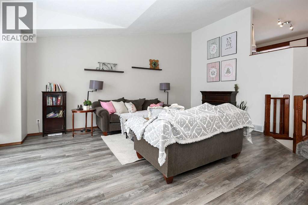 26 Raabis Street, Red Deer, Alberta  T4P 3P1 - Photo 4 - A2277764