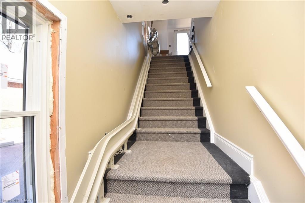 284 Wilson Street E Unit# 201, Ancaster, Ontario  L9G 2B9 - Photo 4 - 40801910