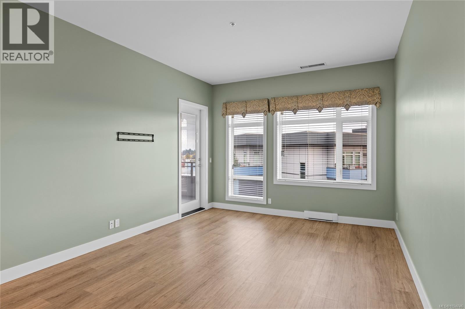 501 6540 Metral Dr, Nanaimo, British Columbia  V9L 0L8 - Photo 9 - 1024746