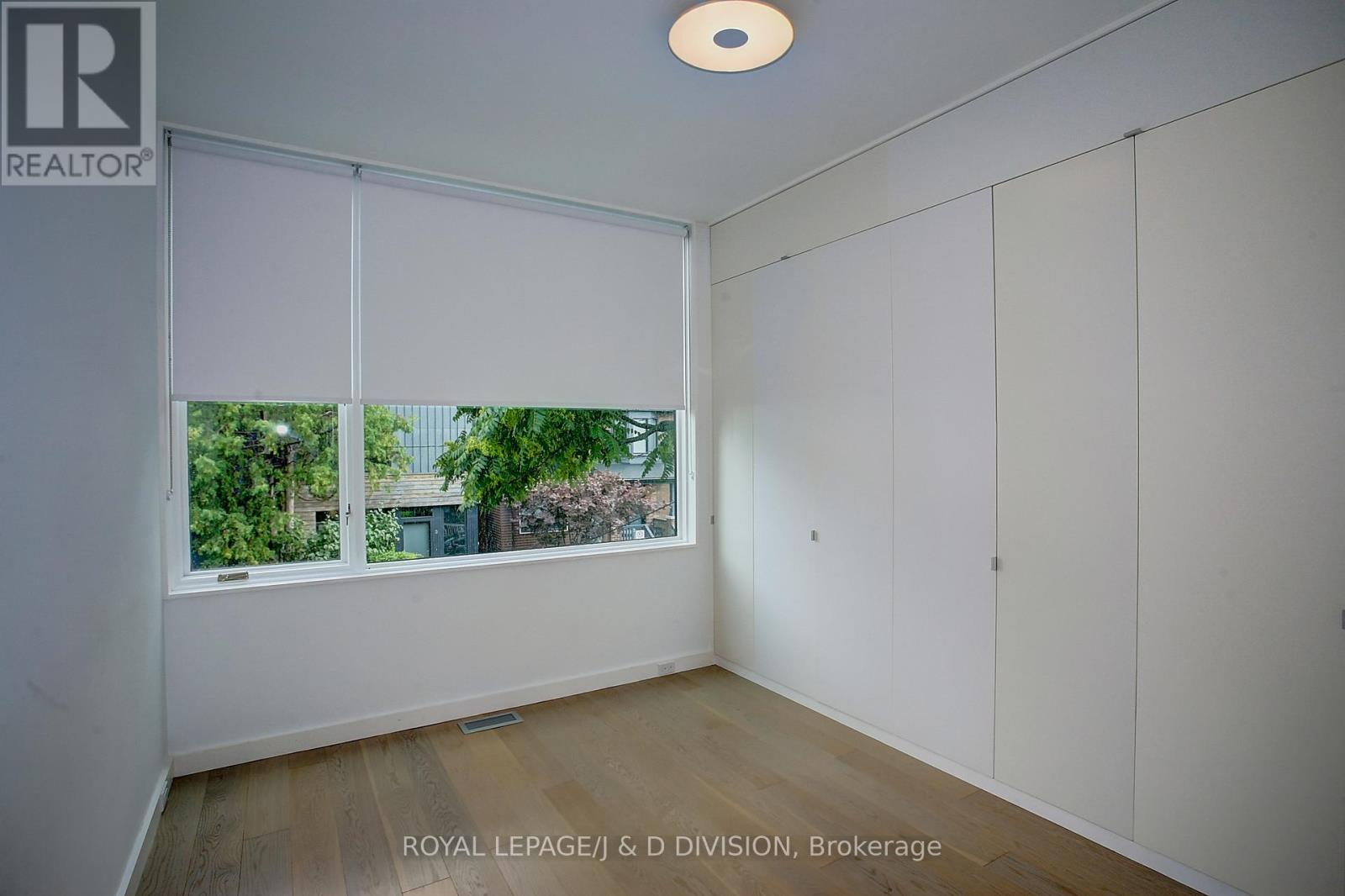 2 Crocker Avenue, Toronto, Ontario  M6J 1K5 - Photo 16 - C12748372