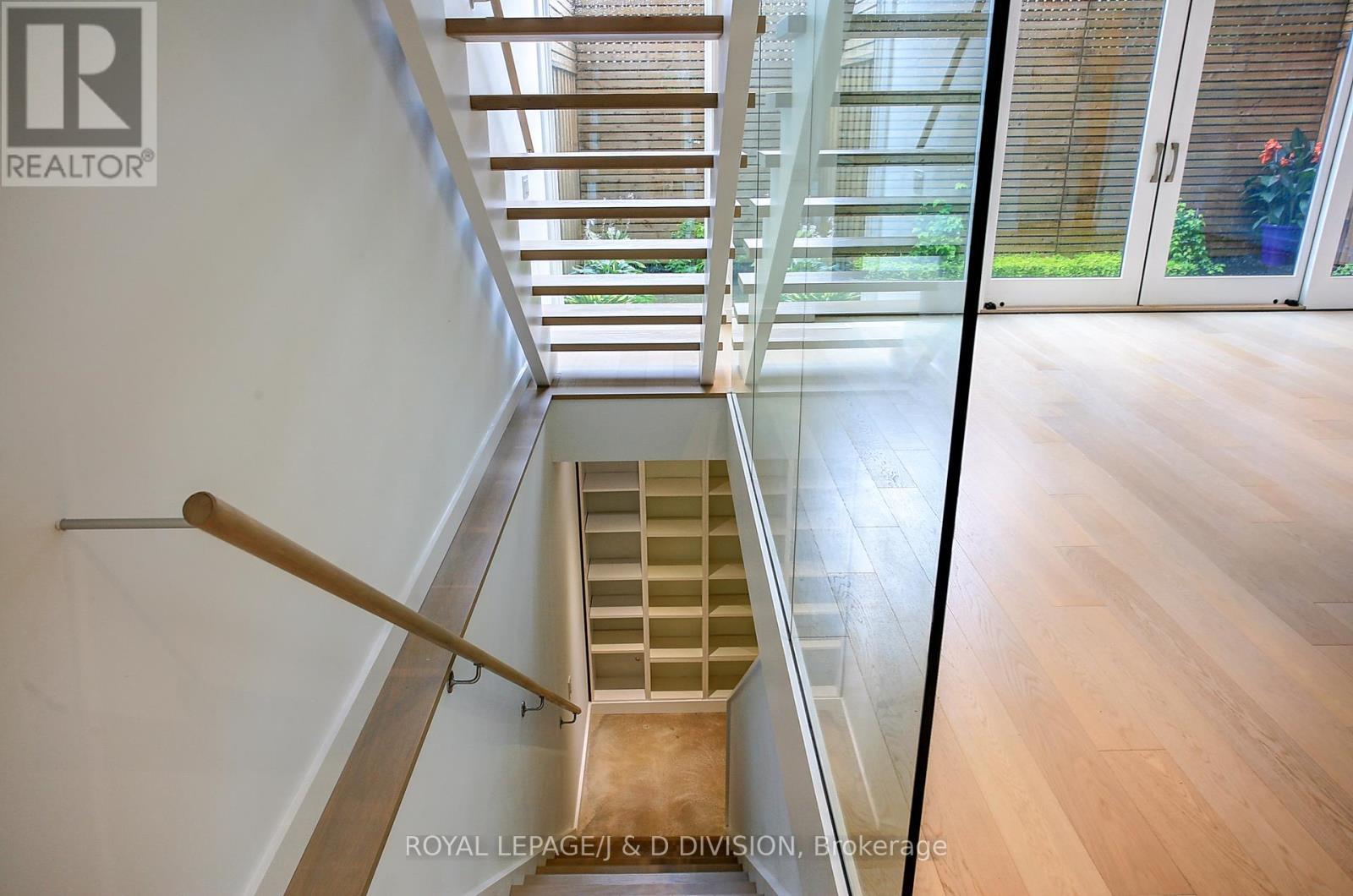 2 Crocker Avenue, Toronto, Ontario  M6J 1K5 - Photo 20 - C12748372