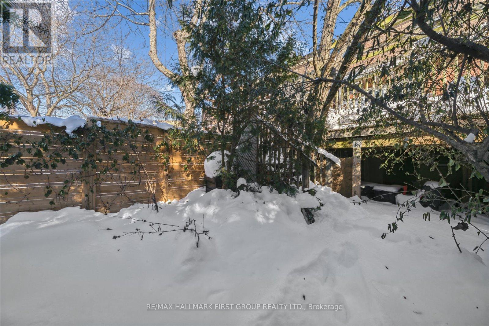 246 Montrose Avenue, Toronto, Ontario  M6G 3G7 - Photo 35 - C12748386