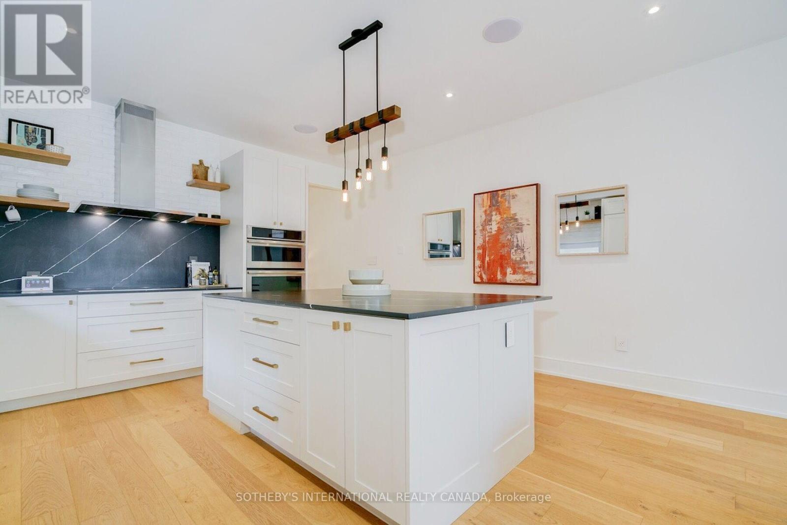 41 Northcote Avenue, Toronto, Ontario  M6J 3K2 - Photo 10 - C12748432