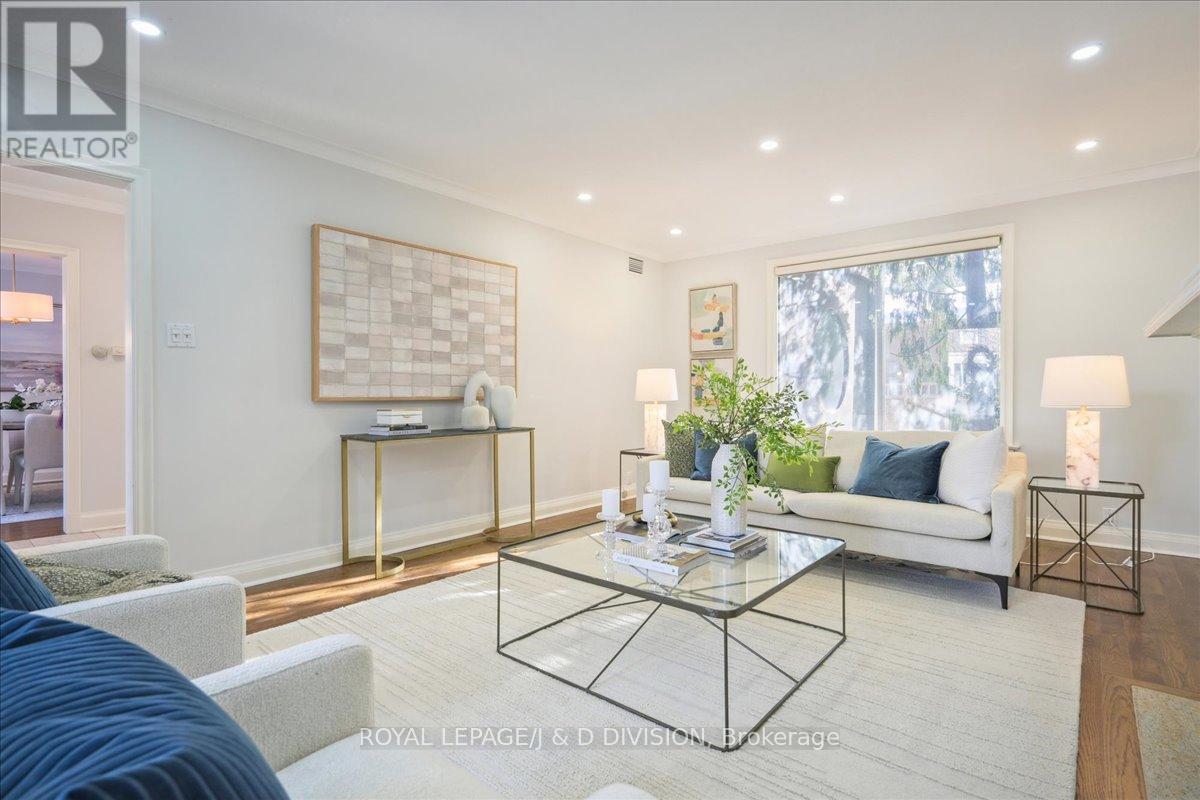 65 Chatsworth Drive, Toronto, Ontario  M4R 1R6 - Photo 11 - C12748460