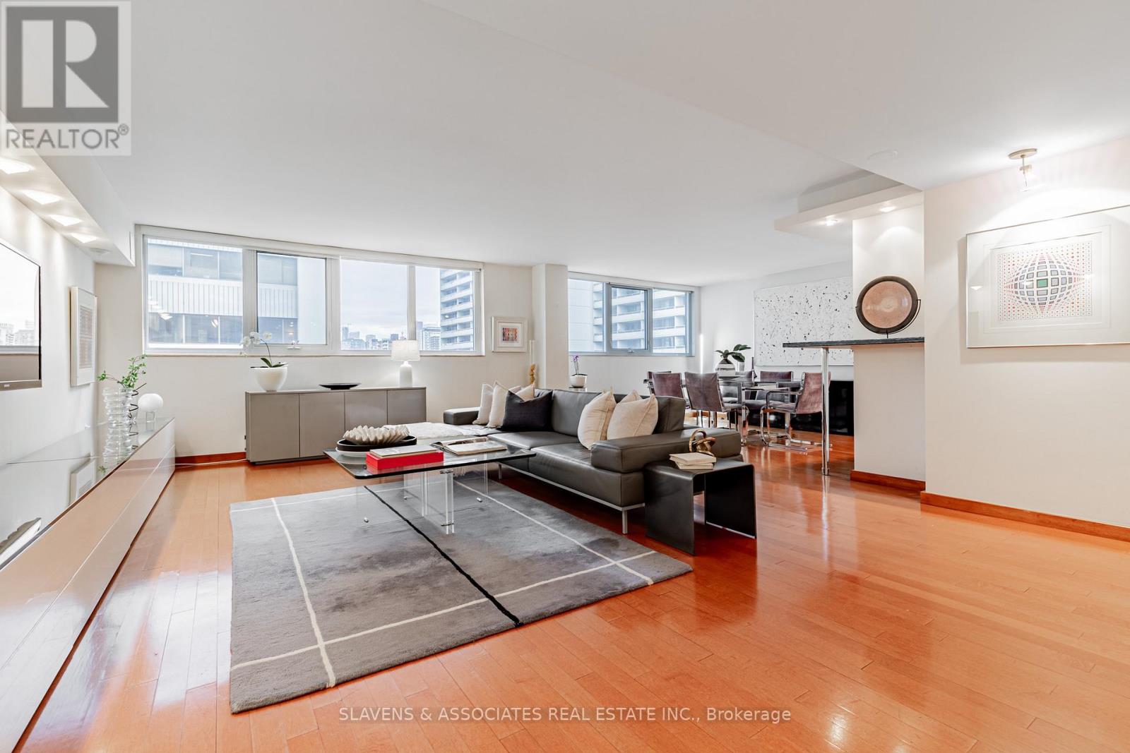 1213 - 360 Bloor Street E, Toronto, Ontario  M4W 3M3 - Photo 3 - C12748462