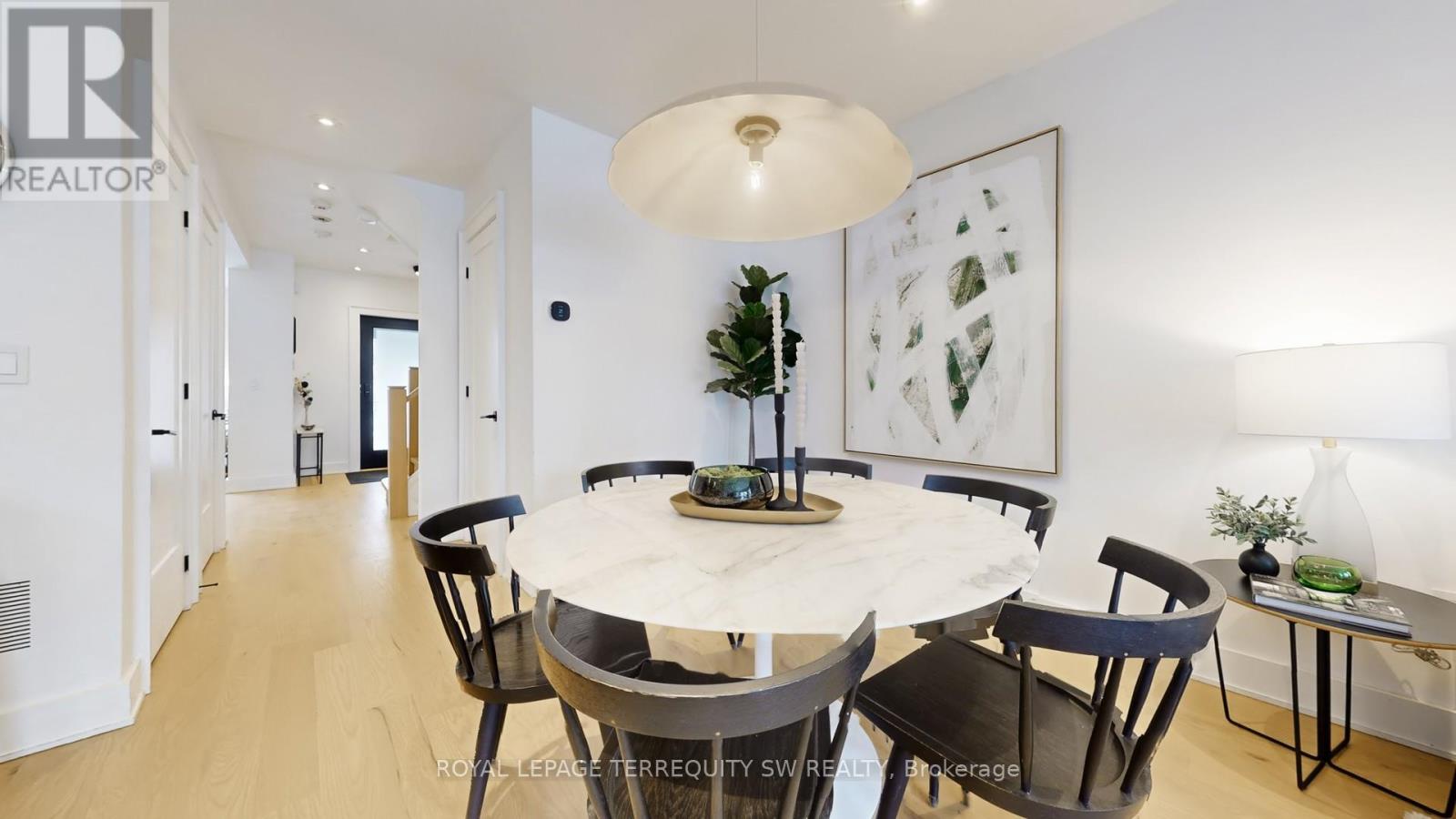 96 Summerhill Avenue, Toronto, Ontario  M4T 1B2 - Photo 9 - C12748496