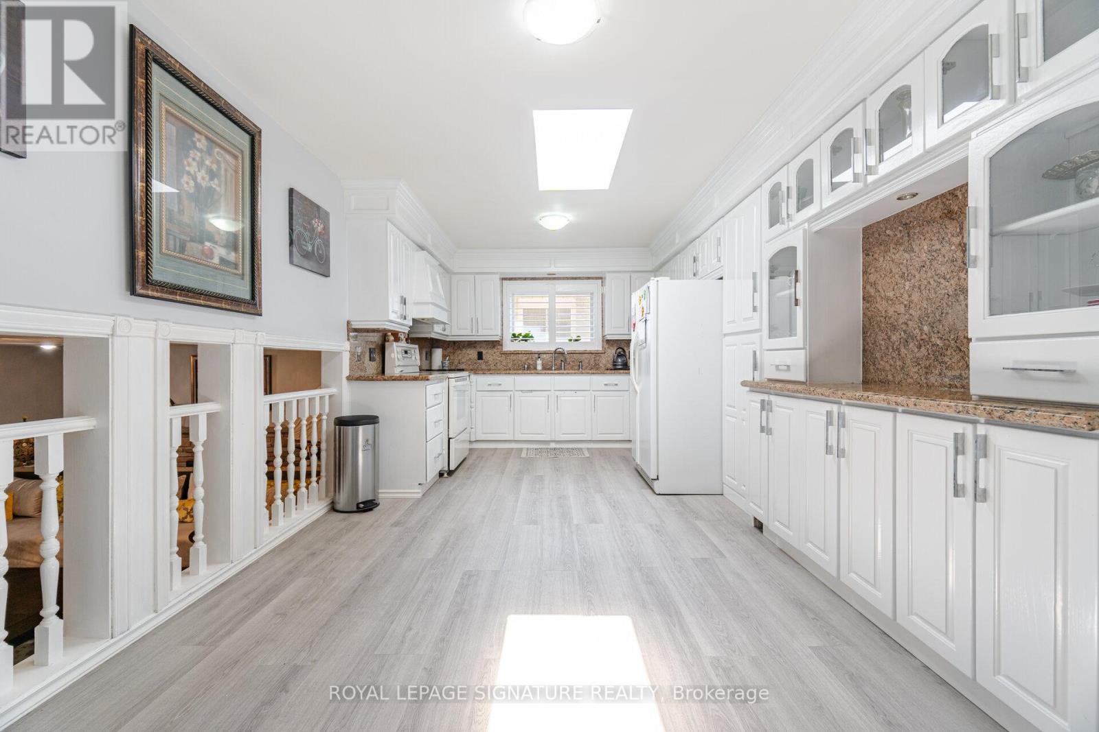 574 Antigua Crescent, Oshawa, Ontario  L1J 6B4 - Photo 15 - E12748416