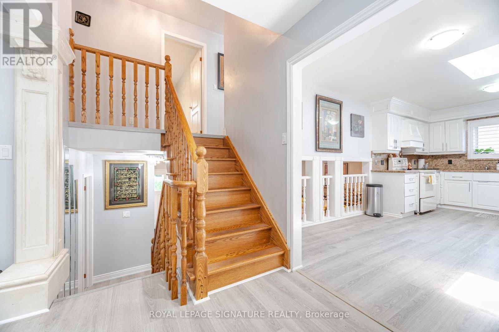 574 Antigua Crescent, Oshawa, Ontario  L1J 6B4 - Photo 19 - E12748416