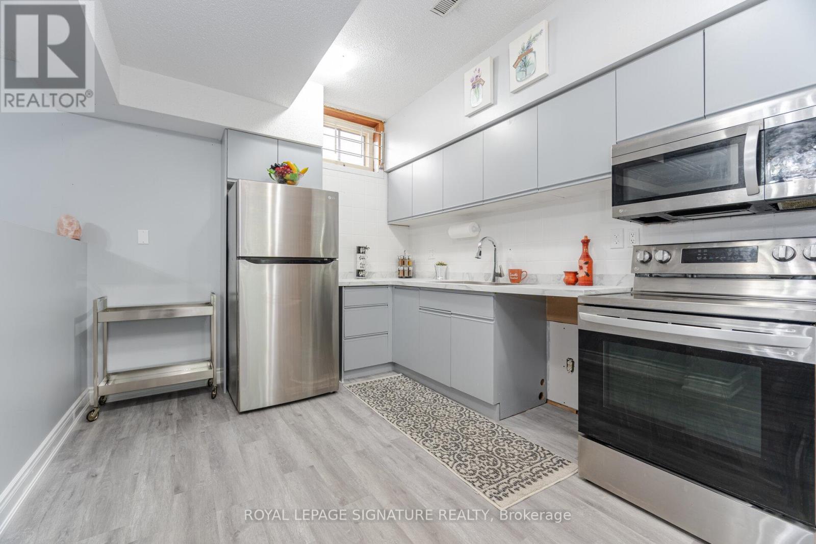 574 Antigua Crescent, Oshawa, Ontario  L1J 6B4 - Photo 35 - E12748416