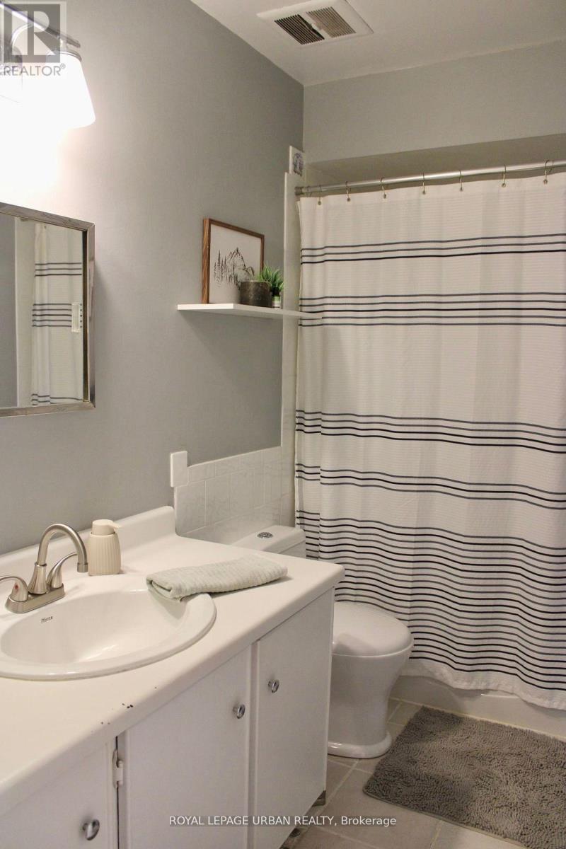 743 West Shore Boulevard, Pickering, Ontario  L1W 2V2 - Photo 11 - E12748422