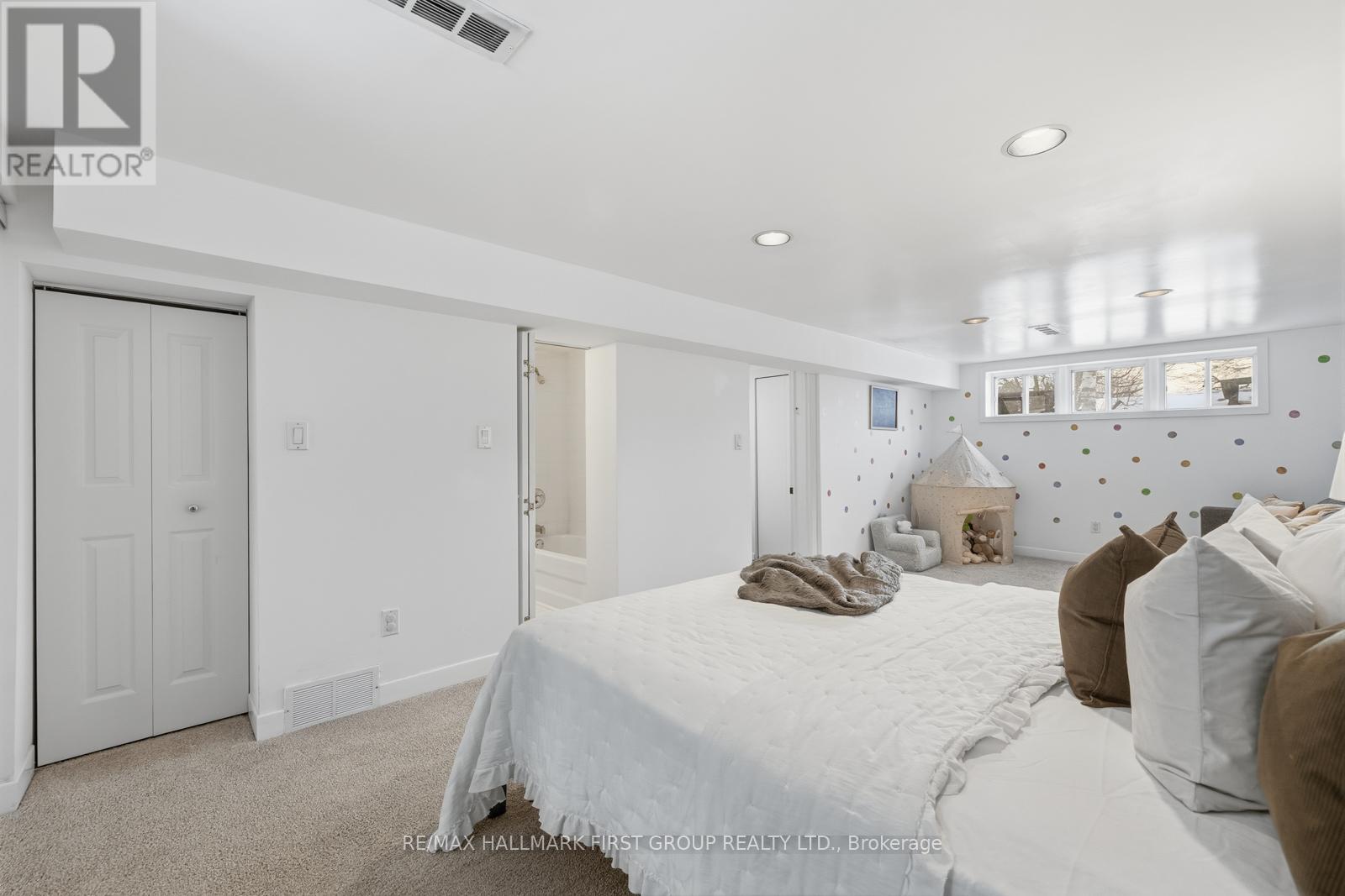 916 Greenwood Crescent, Whitby (Downtown Whitby), Ontario  L1N 1C8 - Photo 18 - E12748446