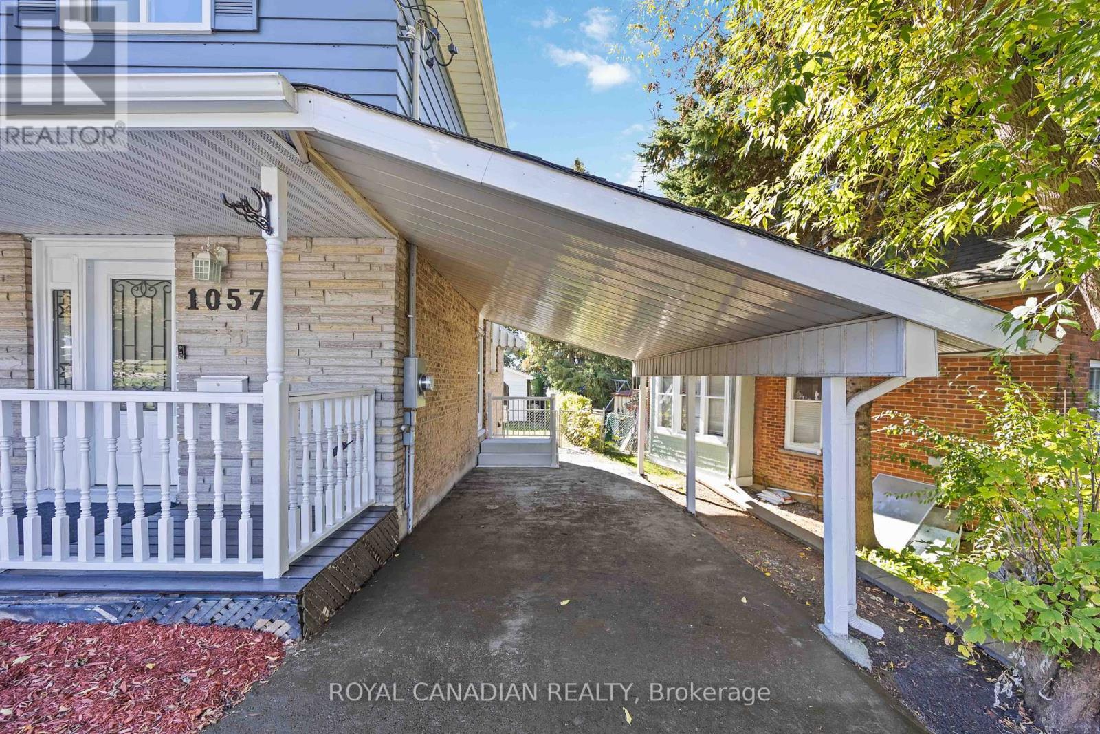 1057 King Street E, Oshawa, Ontario  L1H 1H6 - Photo 3 - E12748450