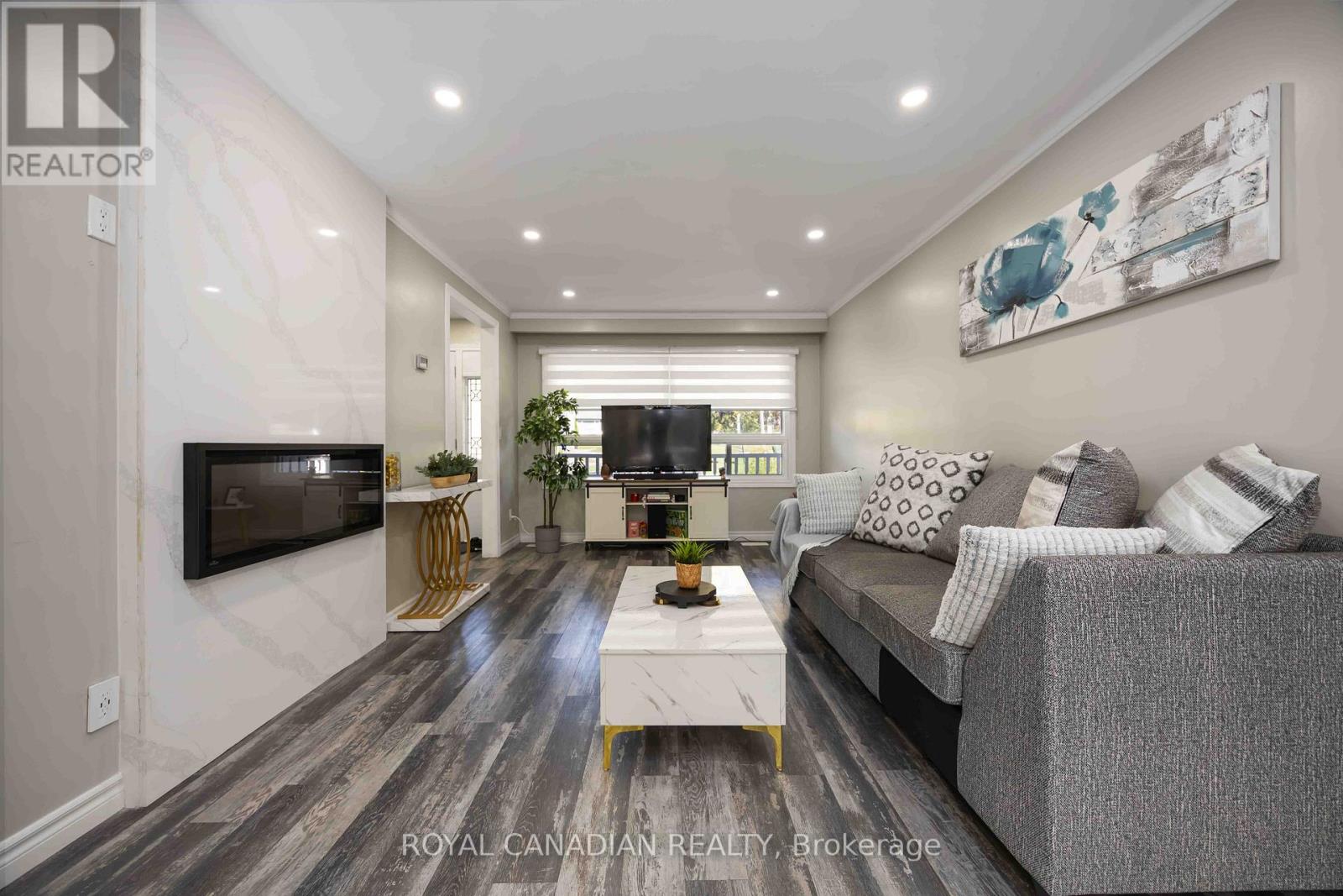 1057 King Street E, Oshawa, Ontario  L1H 1H6 - Photo 6 - E12748450