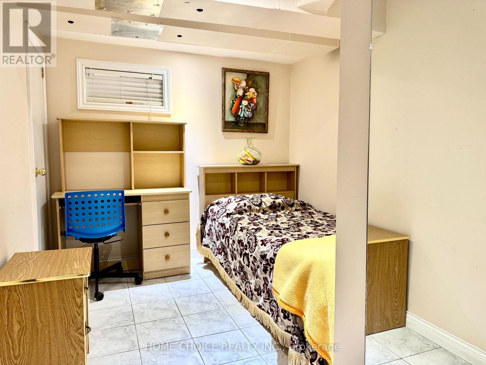 3 Saugeen Crescent, Toronto, Ontario  M1K 3M8 - Photo 18 - E12748568