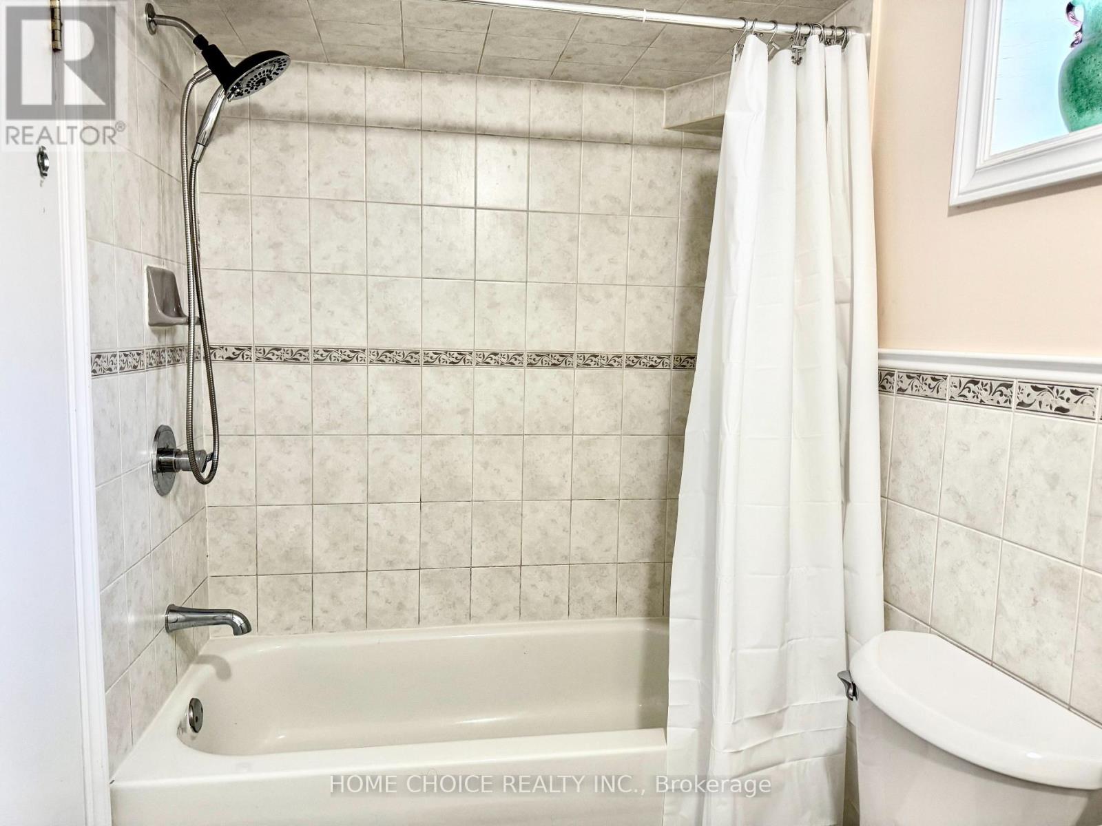 3 Saugeen Crescent, Toronto, Ontario  M1K 3M8 - Photo 21 - E12748568
