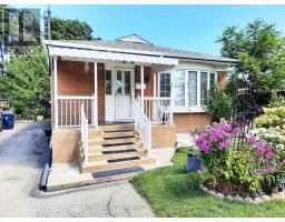 3 SAUGEEN CRESCENT, Toronto, Ontario