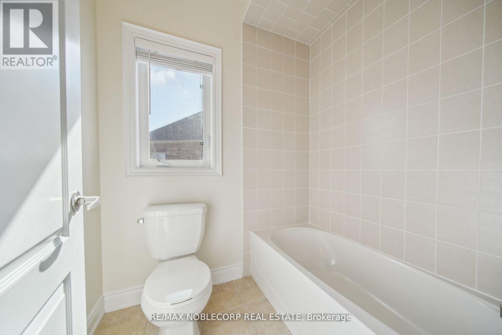 27 Gorman Avenue, Vaughan, Ontario  L4H 3L4 - Photo 39 - N12748406