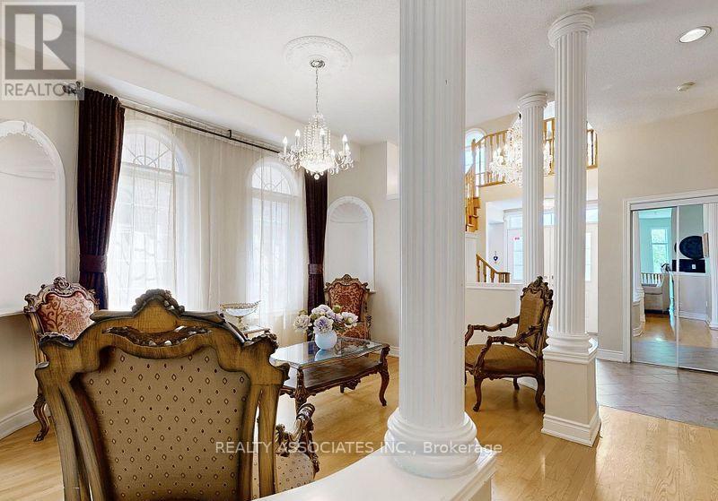 2 Lord Nelson Court, Richmond Hill, Ontario  L4S 1Y1 - Photo 11 - N12748504