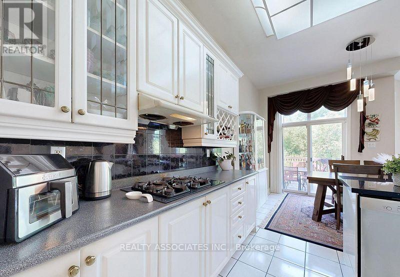 2 Lord Nelson Court, Richmond Hill, Ontario  L4S 1Y1 - Photo 20 - N12748504