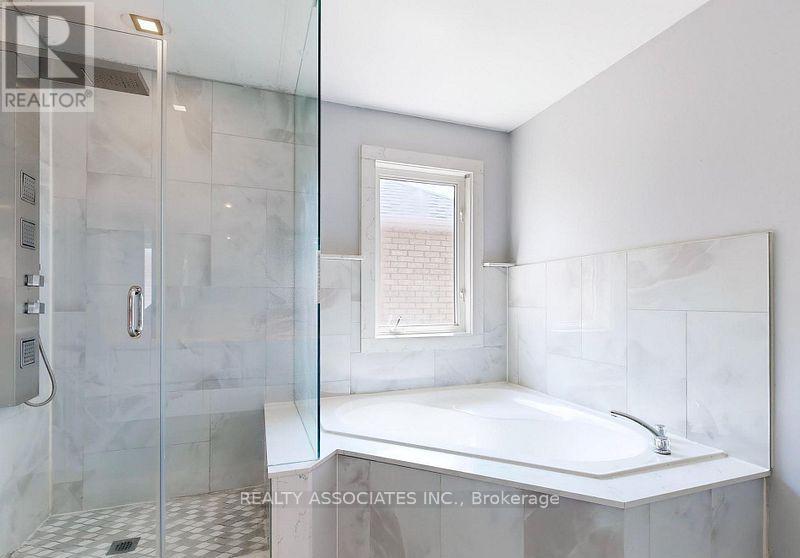 2 Lord Nelson Court, Richmond Hill, Ontario  L4S 1Y1 - Photo 45 - N12748504