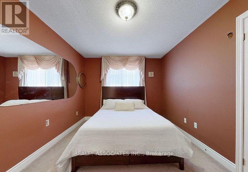 2 Lord Nelson Court, Richmond Hill, Ontario  L4S 1Y1 - Photo 48 - N12748504