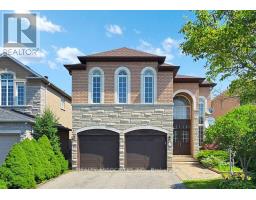 2 LORD NELSON COURT, Richmond Hill, Ontario